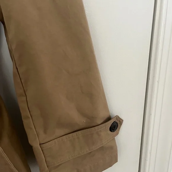 NWOT Express Tan Trench Coat Size Medium - Picture 4 of 8